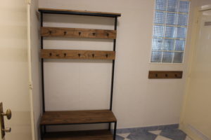 Vestiaire in de hal